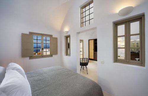 Megalochori Apartment | Santo Blue Santorini Caldera View Luxury Houses
