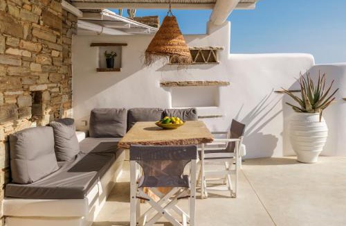 Agios Romanos Apartment | Tinostra Casa