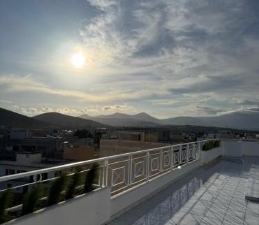 Markopoulon Apartment | DIVINUS Luxury Stay-Athens Airport-Late&Self Check In
