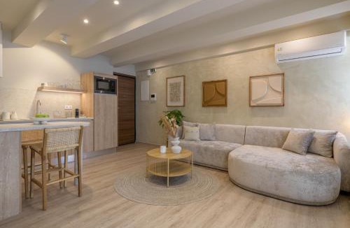 Plaka Apartment | Minimalist Oasis in Athens