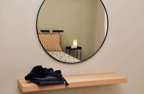 Isthmia Apartment | Central Guest House