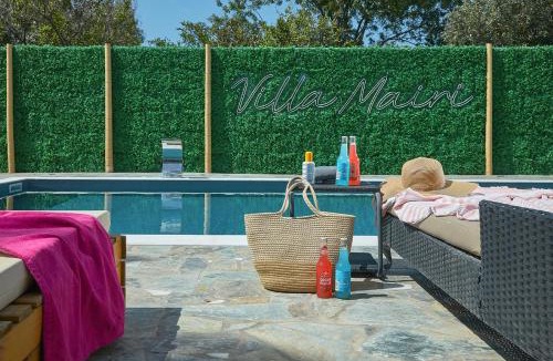 Salamis Villa | Villa Mairi - 2 private pools & Game Room near Athens