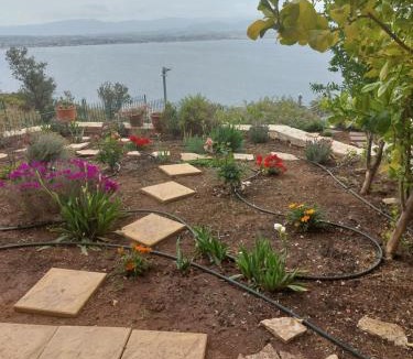 Loutraki-Agioi Theodoroi Apartment | Aegean View Villa