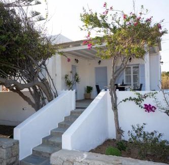 Platis Gialos House | Traditional Mykonian House with sea view!