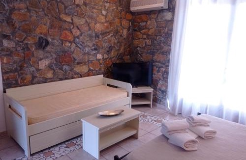 Plomari Apartment | Elia Village by Irida Iris Group