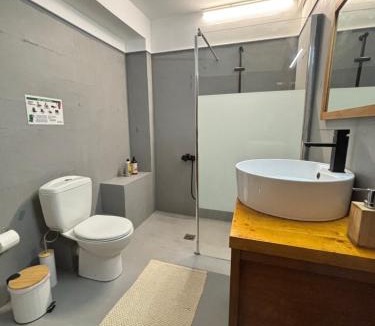 Pallini Apartment | Athens Countryside resort with pool