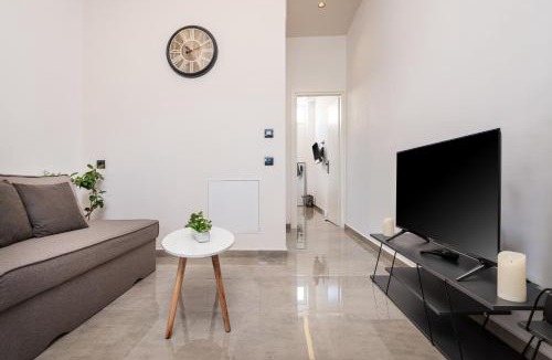 Zipari Apartment | Magical Brand New Suite