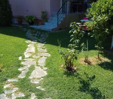 Lygia Cabin | Sunny Room Lefkada