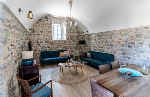 Leonidio Apartment | ENGLEZENA'S GUESTHOUSE