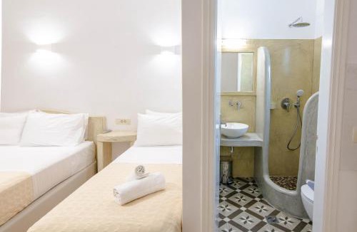 Perissa Apartment | Phevos Villa