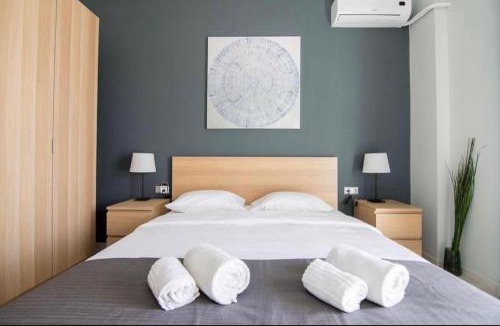 Omonia Apartment | 4 bedroom penthouse in center of Athens