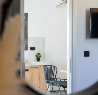 Agios Georgios Apartment | Almira Luxury Suites