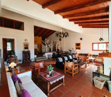 Aliartos Hotel | Helicon Muses Friendly Mountain B&B Guesthouse