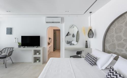 Adamas House | Calma Suite Milos