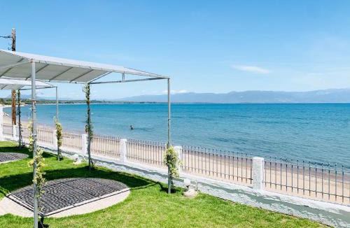 Petalidi Apartment | Seaside Bungalows Petalidi