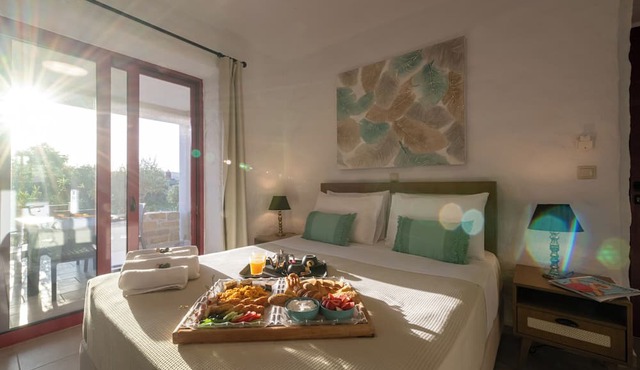 Abeloessa Methonian Hospitality