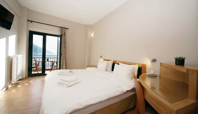 Lecadin Hotel