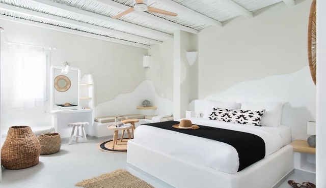 Perla Suites - Delmar Collection