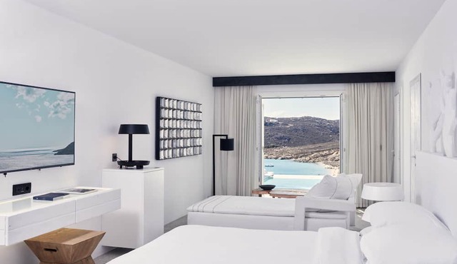 Royal Myconian - Leading Hotels of the World in Mykonos
