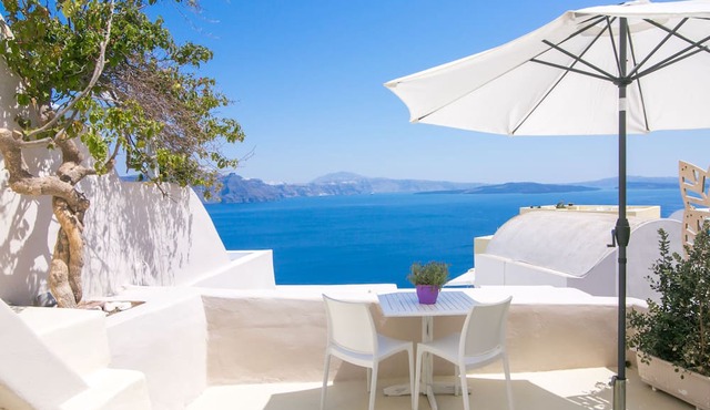 Morfi Cave House