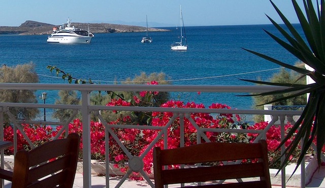 Cyclades Hotel