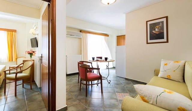 Andreolas Luxury Suites