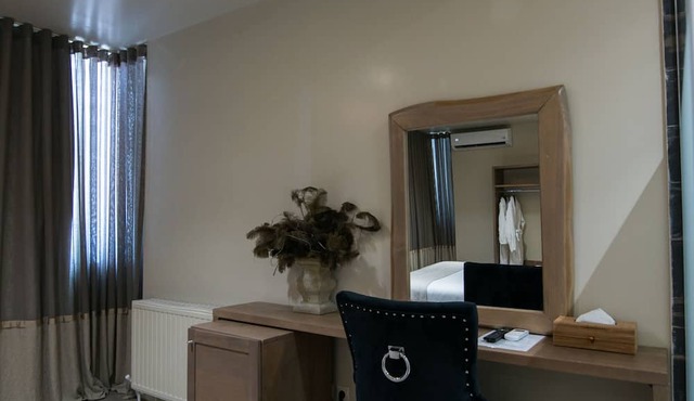Mikelina Boutique Hotel