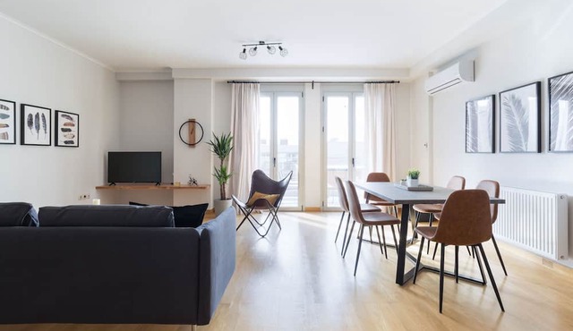 UPSTREET Stylish & Spacious 2BD Apt-Thiseio