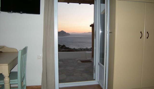 Kaminaki Amorgos Studios & Apartments