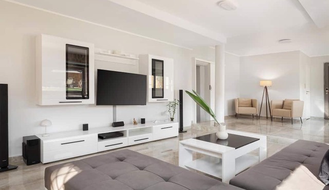 Aeolia Villa Athenian Riviera