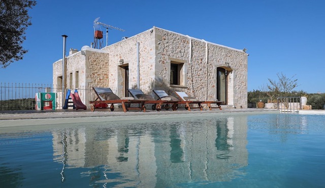 Heliopetra Lux Villa with private Pool in Chania