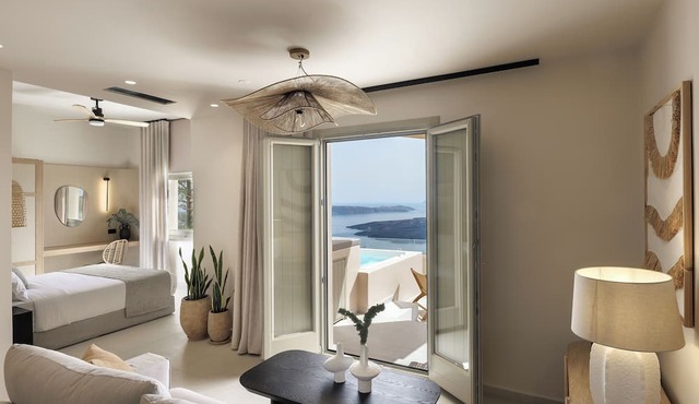 Morfes Luxury Suites by Caldera Houses