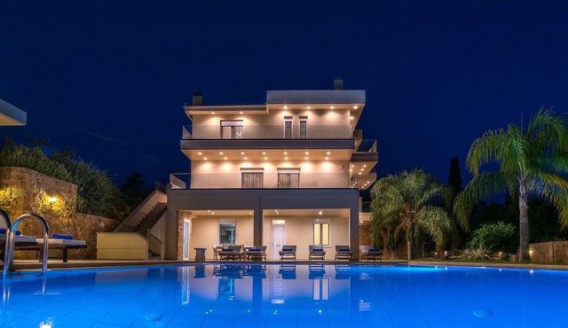 Luxury Villa Melitini in Vlites Souda