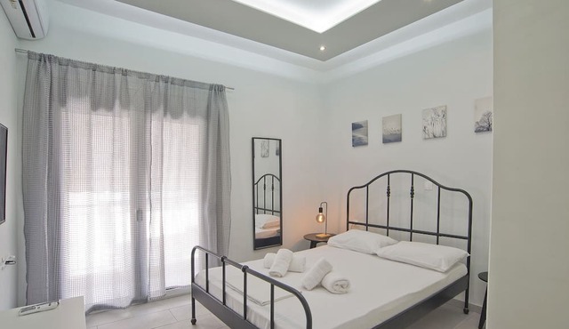 Sofia's Home Piraeus Modern, Reno, Fully Equipped