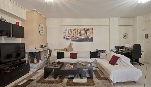 Paradeisos Modern, 2BR, 2BA, Fully Equipped