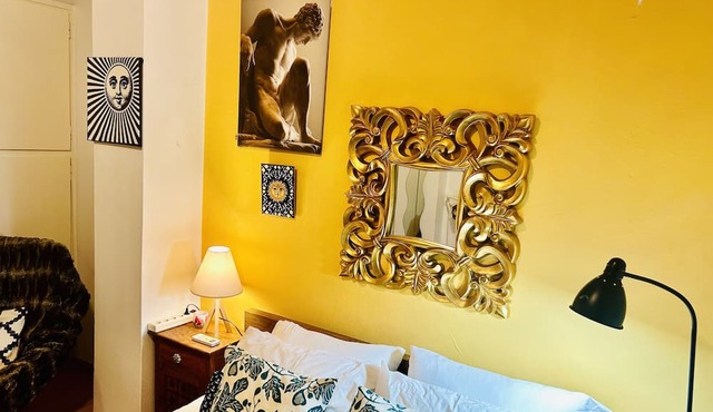 GRAN BLUE SUITE 10 mins from Piraeus Port