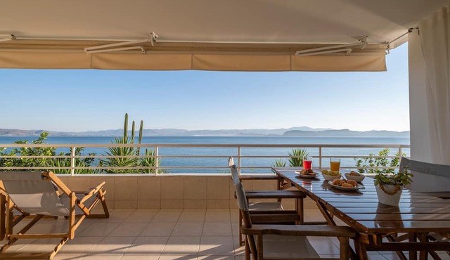 Meli Apartments & Villas