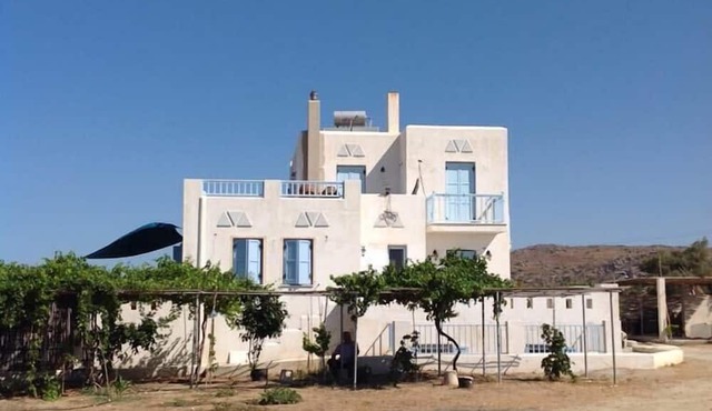 Kastraki Dream near the beach