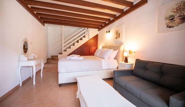 Hovolo Hotel Apartments