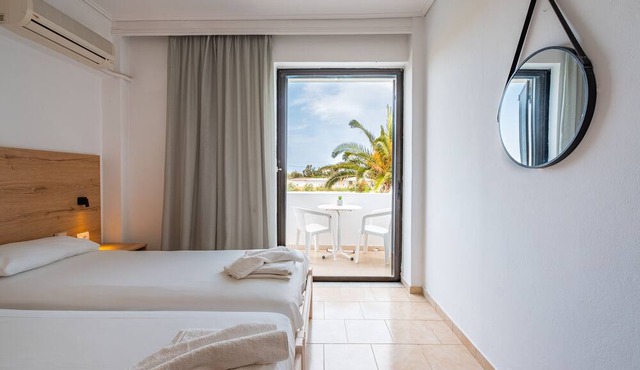 Anthia Apartments