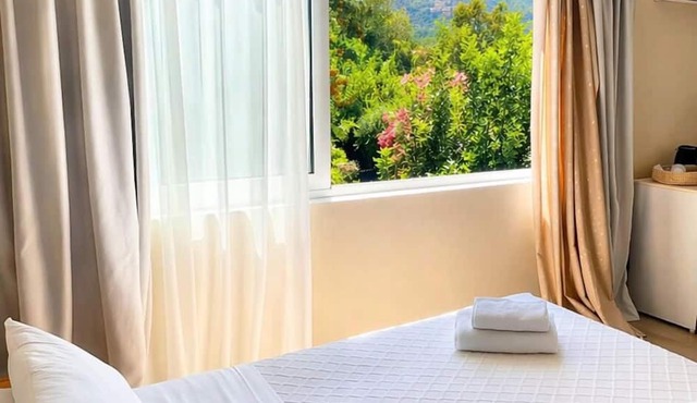 Loriet Hotel