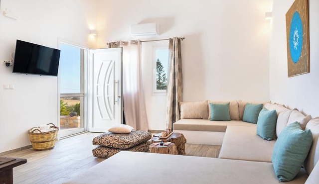Revery Villa & House