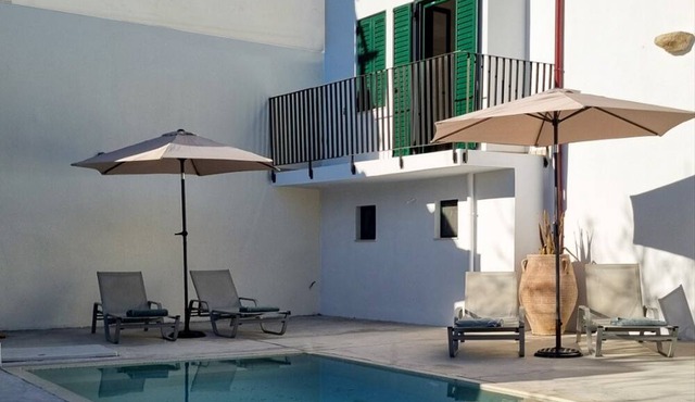 Traditional Anna's Stone House with Private Pool in Margarites