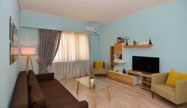 Athens central apartment in front of metro stop Syntagma