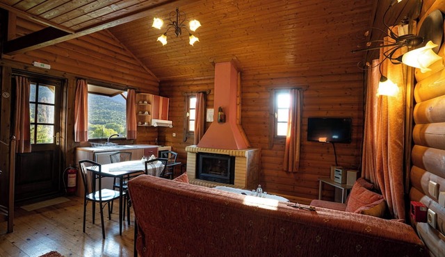 Chalet Likouresi Village