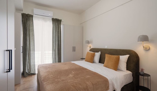 "Acropolis Kallisti" 2BR/2BA near Metro