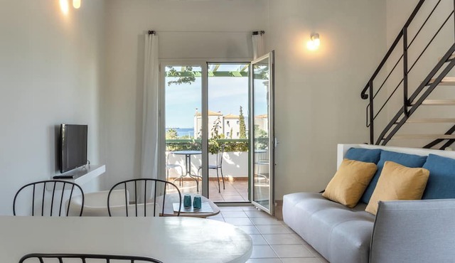 Neapoli Villas