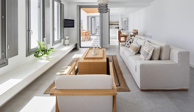 Kamini Santorini Luxury Villas