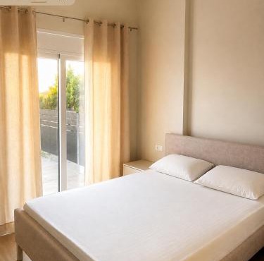 Glyfas Apartments B