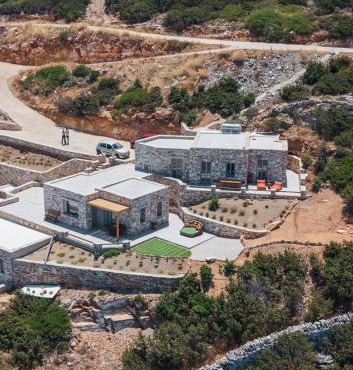 Vounara Houses
